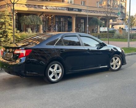 Чорний Тойота Камрі, об'ємом двигуна 2.5 л та пробігом 198 тис. км за 9500 $, фото 3 на Automoto.ua