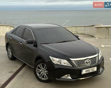 Черный Тойота Камри, объемом двигателя 2.49 л и пробегом 200 тыс. км за 10000 $, фото 5 на Automoto.ua