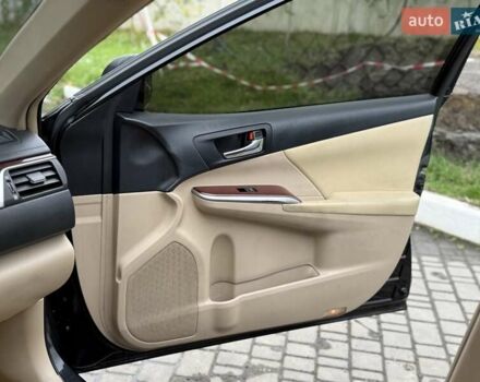 Черный Тойота Камри, объемом двигателя 2.49 л и пробегом 200 тыс. км за 10000 $, фото 49 на Automoto.ua