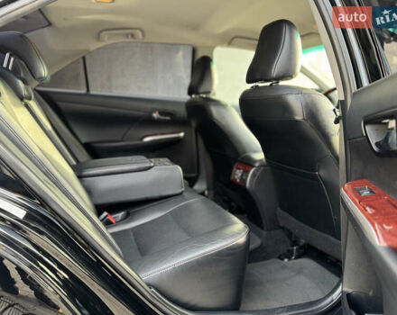 Чорний Тойота Камрі, об'ємом двигуна 2.5 л та пробігом 208 тис. км за 13700 $, фото 23 на Automoto.ua