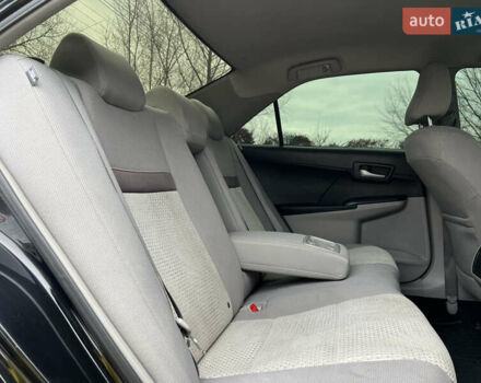 Чорний Тойота Камрі, об'ємом двигуна 2.49 л та пробігом 199 тис. км за 10999 $, фото 46 на Automoto.ua