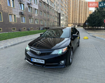 Черный Тойота Камри, объемом двигателя 2.49 л и пробегом 370 тыс. км за 9999 $, фото 7 на Automoto.ua