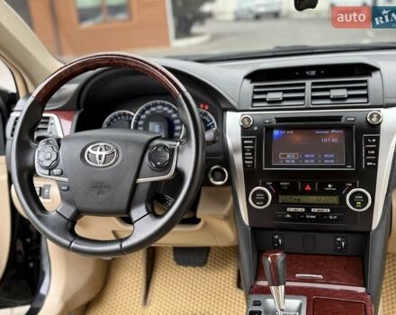 Черный Тойота Камри, объемом двигателя 2.49 л и пробегом 200 тыс. км за 10000 $, фото 45 на Automoto.ua