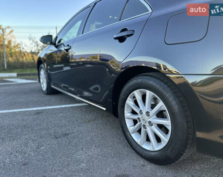 Чорний Тойота Камрі, об'ємом двигуна 2.5 л та пробігом 188 тис. км за 12900 $, фото 20 на Automoto.ua