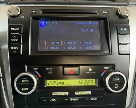 Черный Тойота Камри, объемом двигателя 2.49 л и пробегом 200 тыс. км за 10000 $, фото 56 на Automoto.ua