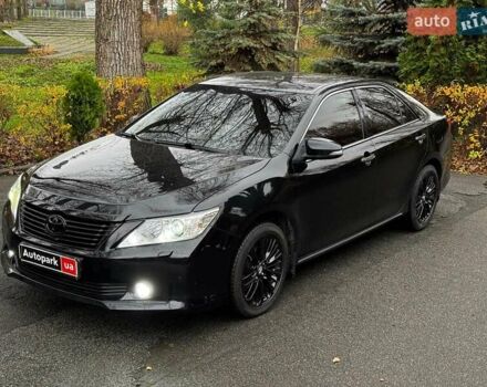 Черный Тойота Камри, объемом двигателя 2.5 л и пробегом 257 тыс. км за 13990 $, фото 4 на Automoto.ua