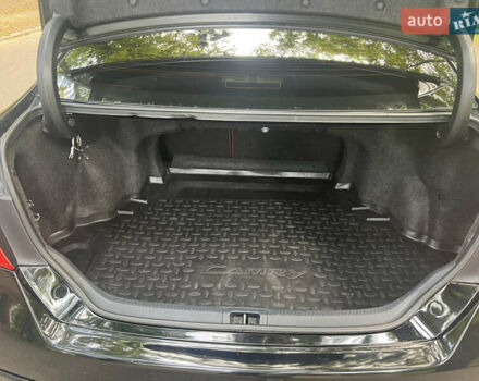 Чорний Тойота Камрі, об'ємом двигуна 2.49 л та пробігом 216 тис. км за 13200 $, фото 18 на Automoto.ua