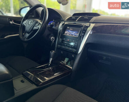 Чорний Тойота Камрі, об'ємом двигуна 2.49 л та пробігом 195 тис. км за 14999 $, фото 7 на Automoto.ua