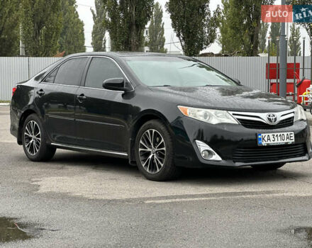Черный Тойота Камри, объемом двигателя 2.49 л и пробегом 220 тыс. км за 10900 $, фото 2 на Automoto.ua