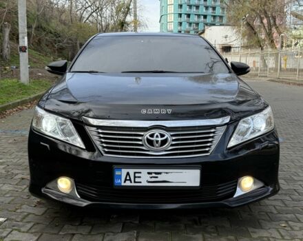 Чорний Тойота Камрі, об'ємом двигуна 2.5 л та пробігом 208 тис. км за 9500 $, фото 1 на Automoto.ua