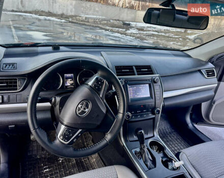 Чорний Тойота Камрі, об'ємом двигуна 2.5 л та пробігом 331 тис. км за 10700 $, фото 6 на Automoto.ua