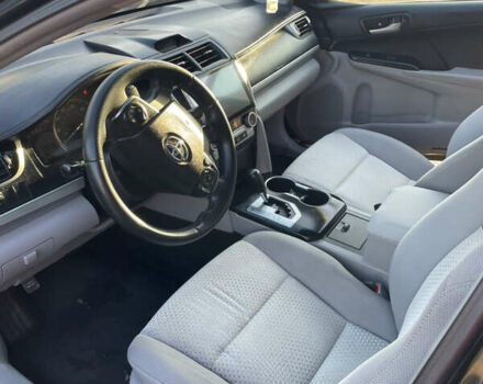 Черный Тойота Камри, объемом двигателя 2.5 л и пробегом 140 тыс. км за 10900 $, фото 3 на Automoto.ua