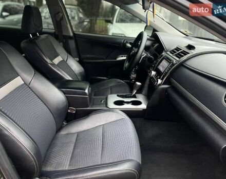 Черный Тойота Камри, объемом двигателя 2.49 л и пробегом 210 тыс. км за 12300 $, фото 19 на Automoto.ua