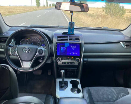 Чорний Тойота Камрі, об'ємом двигуна 2.49 л та пробігом 190 тис. км за 12250 $, фото 9 на Automoto.ua