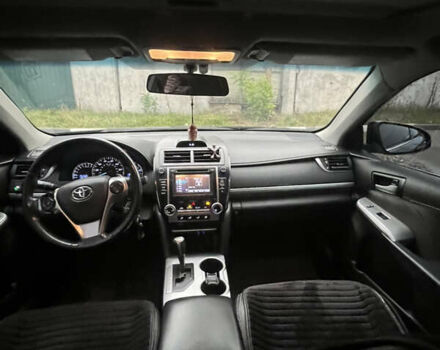 Черный Тойота Камри, объемом двигателя 2.5 л и пробегом 240 тыс. км за 14000 $, фото 19 на Automoto.ua