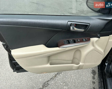 Черный Тойота Камри, объемом двигателя 2.49 л и пробегом 220 тыс. км за 10900 $, фото 16 на Automoto.ua