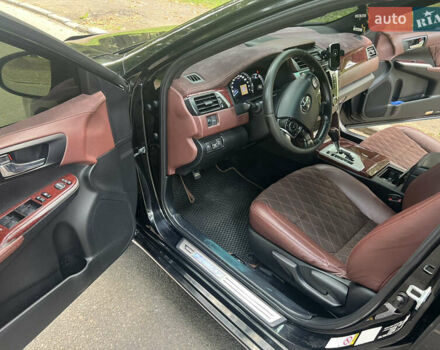 Чорний Тойота Камрі, об'ємом двигуна 2.49 л та пробігом 216 тис. км за 13200 $, фото 11 на Automoto.ua