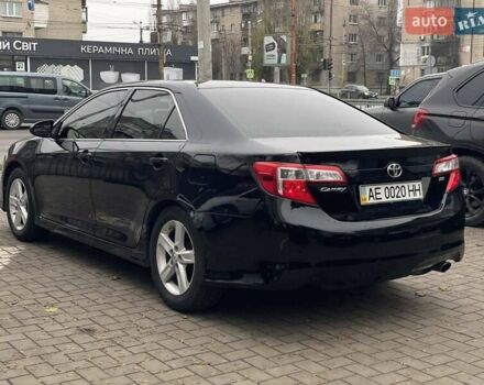 Черный Тойота Камри, объемом двигателя 2.49 л и пробегом 210 тыс. км за 12300 $, фото 9 на Automoto.ua