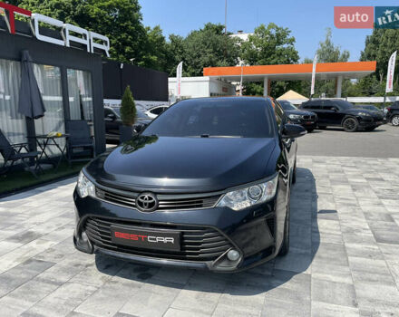 Черный Тойота Камри, объемом двигателя 2.5 л и пробегом 215 тыс. км за 16900 $, фото 5 на Automoto.ua