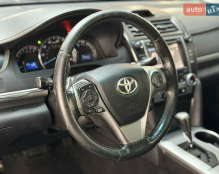 Черный Тойота Камри, объемом двигателя 2.49 л и пробегом 256 тыс. км за 11500 $, фото 4 на Automoto.ua