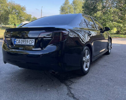Тойота Камри 2014 в Мироновке на Automoto.ua Черный Тойота Камри, объемом двигателя 2.5 л и пробегом 175 тыс. км за 12600 $, фото 4 на Automoto.ua