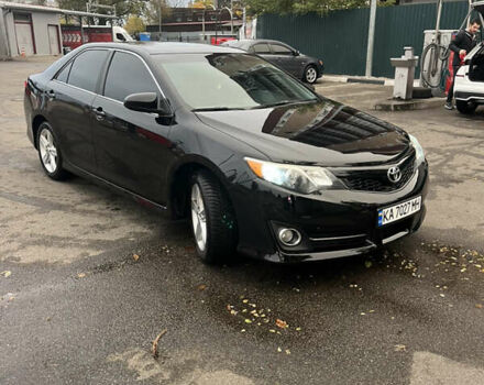 Черный Тойота Камри, объемом двигателя 2.5 л и пробегом 240 тыс. км за 14000 $, фото 4 на Automoto.ua