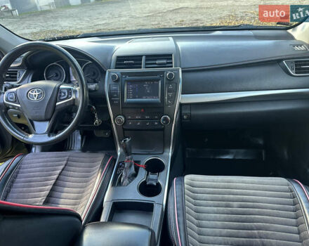 Чорний Тойота Камрі, об'ємом двигуна 2.49 л та пробігом 250 тис. км за 14500 $, фото 9 на Automoto.ua