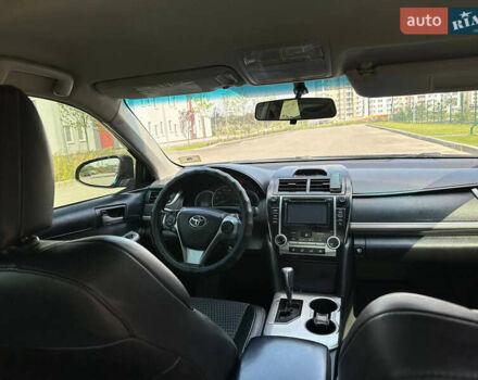 Черный Тойота Камри, объемом двигателя 2.5 л и пробегом 202 тыс. км за 13000 $, фото 6 на Automoto.ua