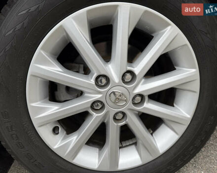 Черный Тойота Камри, объемом двигателя 2.5 л и пробегом 153 тыс. км за 16700 $, фото 19 на Automoto.ua