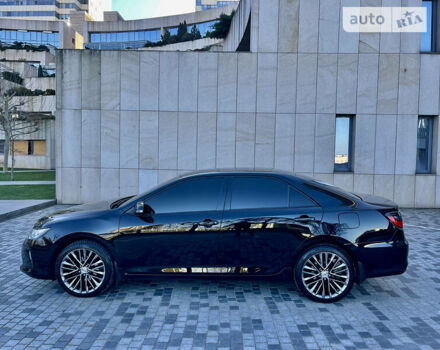 Черный Тойота Камри, объемом двигателя 2.5 л и пробегом 150 тыс. км за 16800 $, фото 20 на Automoto.ua