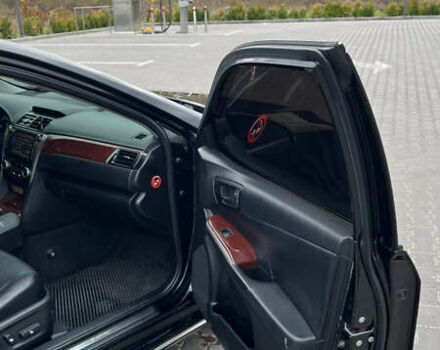 Тойота Камри 2014 в Ирпене на Automoto.ua Черный Тойота Камри, объемом двигателя 2.5 л и пробегом 257 тыс. км за 15200 $, фото 10 на Automoto.ua