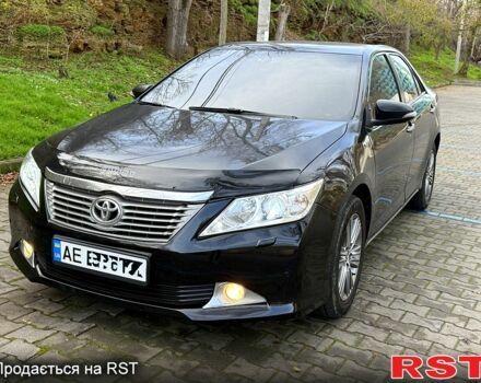 Черный Тойота Камри, объемом двигателя 2.5 л и пробегом 208 тыс. км за 9500 $, фото 2 на Automoto.ua