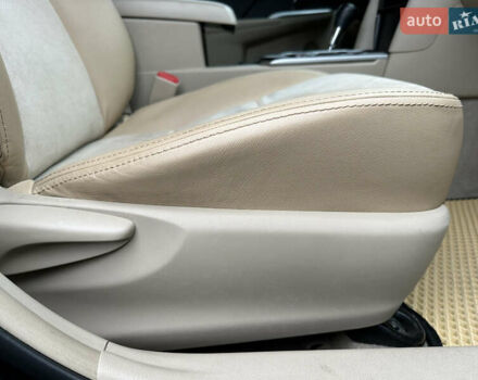 Черный Тойота Камри, объемом двигателя 2.49 л и пробегом 220 тыс. км за 10900 $, фото 12 на Automoto.ua