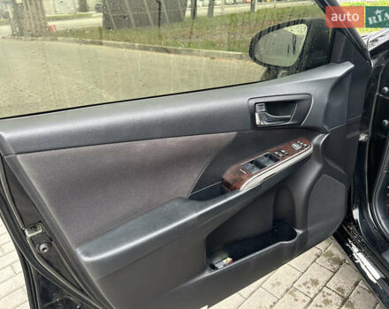 Чорний Тойота Камрі, об'ємом двигуна 2.49 л та пробігом 124 тис. км за 17000 $, фото 8 на Automoto.ua