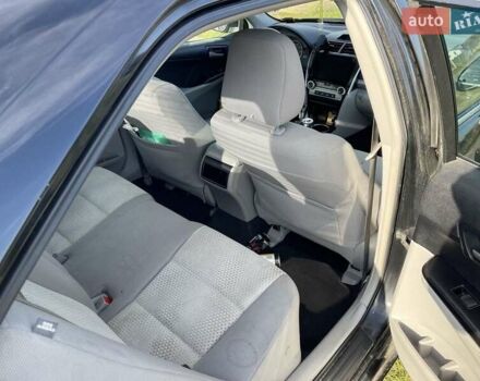 Черный Тойота Камри, объемом двигателя 2.5 л и пробегом 130 тыс. км за 11500 $, фото 10 на Automoto.ua