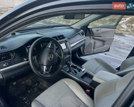 Чорний Тойота Камрі, об'ємом двигуна 2.5 л та пробігом 331 тис. км за 10700 $, фото 5 на Automoto.ua