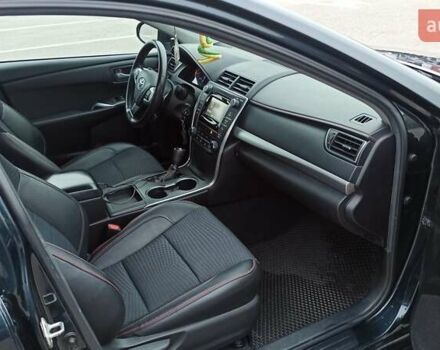 Чорний Тойота Камрі, об'ємом двигуна 2.49 л та пробігом 195 тис. км за 12100 $, фото 29 на Automoto.ua