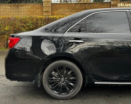 Черный Тойота Камри, объемом двигателя 2.5 л и пробегом 257 тыс. км за 13990 $, фото 6 на Automoto.ua