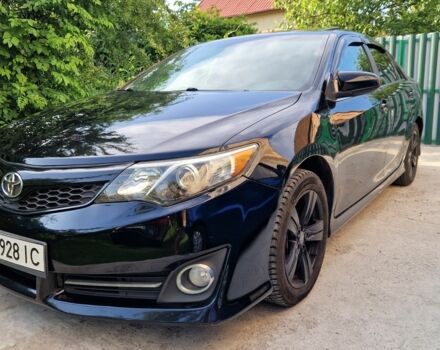 Чорний Тойота Камрі, об'ємом двигуна 2.5 л та пробігом 190 тис. км за 9500 $, фото 2 на Automoto.ua