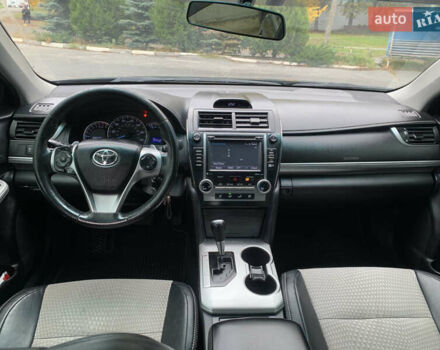 Черный Тойота Камри, объемом двигателя 2.49 л и пробегом 198 тыс. км за 11300 $, фото 9 на Automoto.ua