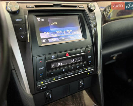 Чорний Тойота Камрі, об'ємом двигуна 2.49 л та пробігом 195 тис. км за 14999 $, фото 9 на Automoto.ua