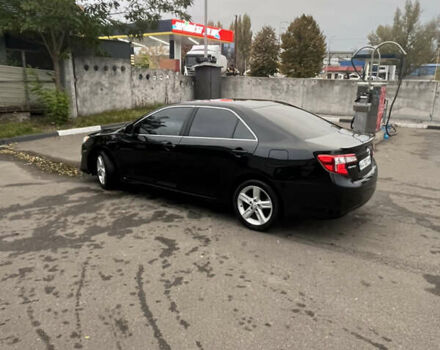 Черный Тойота Камри, объемом двигателя 2.5 л и пробегом 240 тыс. км за 14000 $, фото 14 на Automoto.ua