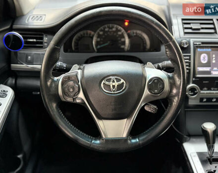 Черный Тойота Камри, объемом двигателя 2.49 л и пробегом 256 тыс. км за 11500 $, фото 11 на Automoto.ua