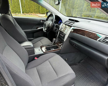 Чорний Тойота Камрі, об'ємом двигуна 2.49 л та пробігом 135 тис. км за 19999 $, фото 6 на Automoto.ua