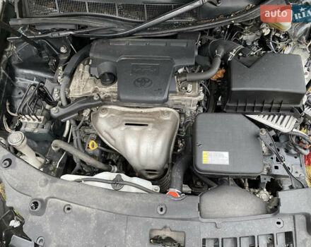 Черный Тойота Камри, объемом двигателя 2.49 л и пробегом 115 тыс. км за 5300 $, фото 7 на Automoto.ua