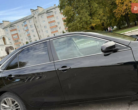 Тойота Камри 2015 в Волочиске на Automoto.ua Черный Тойота Камри, объемом двигателя 2.49 л и пробегом 183 тыс. км за 14400 $, фото 9 на Automoto.ua