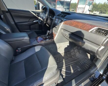 Черный Тойота Камри, объемом двигателя 2.5 л и пробегом 130 тыс. км за 17999 $, фото 14 на Automoto.ua