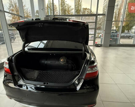 Черный Тойота Камри, объемом двигателя 2.49 л и пробегом 321 тыс. км за 16000 $, фото 15 на Automoto.ua