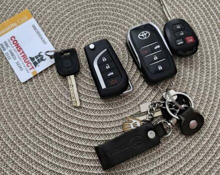 Черный Тойота Камри, объемом двигателя 2.49 л и пробегом 268 тыс. км за 11300 $, фото 26 на Automoto.ua