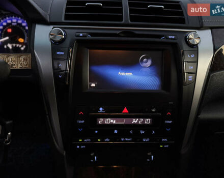 Чорний Тойота Камрі, об'ємом двигуна 2.49 л та пробігом 142 тис. км за 15300 $, фото 28 на Automoto.ua